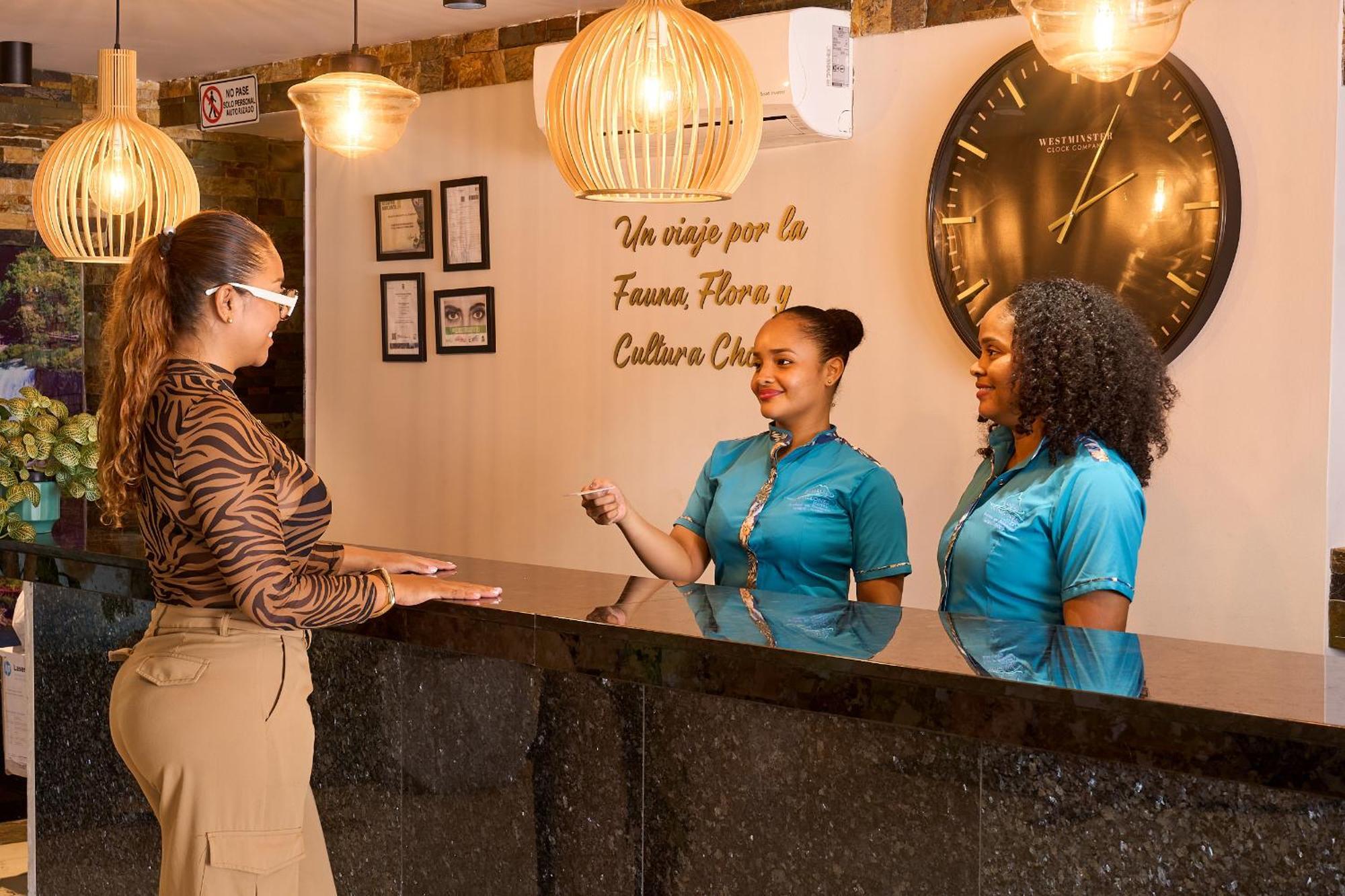Kamaleb Farallones Hotel Quibdó エクステリア 写真