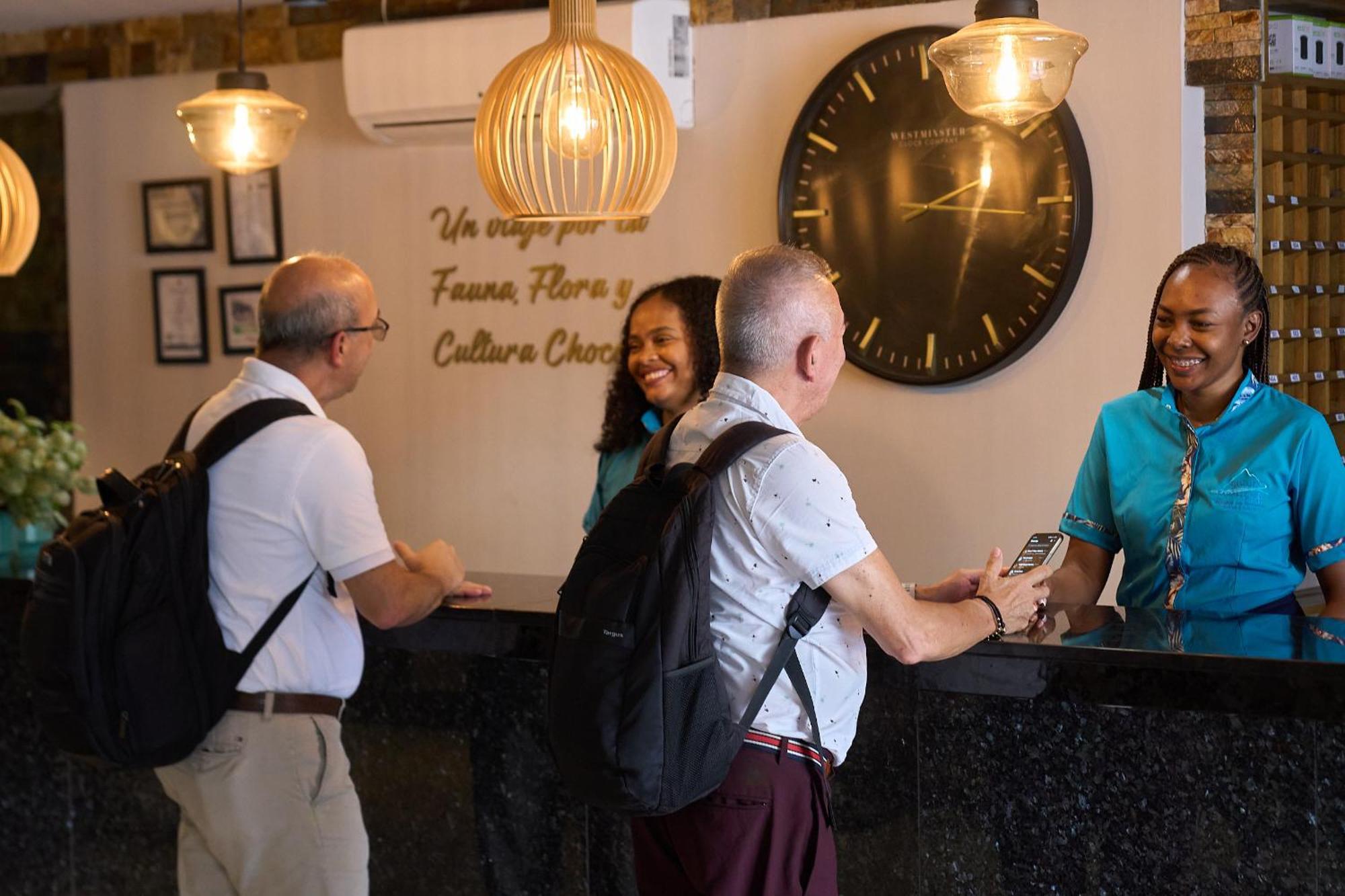 Kamaleb Farallones Hotel Quibdó エクステリア 写真